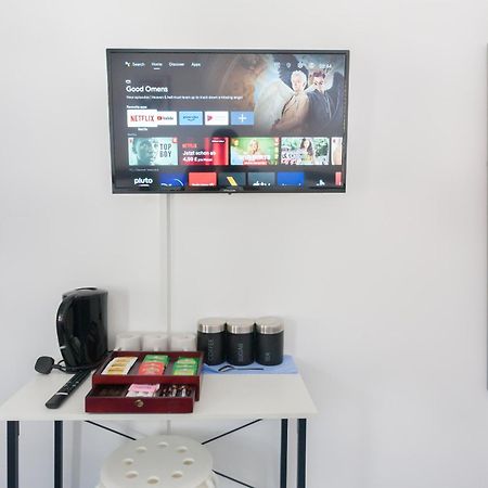 Wood Green Budget Rooms - Next To Mall & Metro Station - 10 Min To City Center Londres Exterior foto