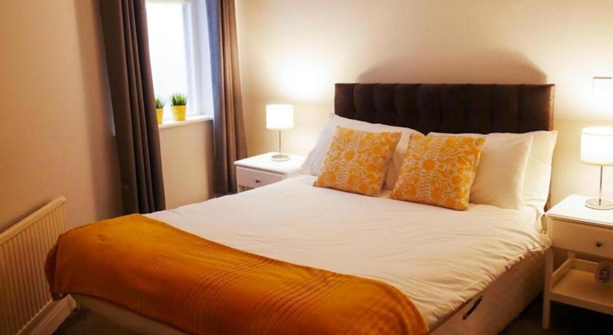Wood Green Budget Rooms - Next To Mall & Metro Station - 10 Min To City Center Londres Exterior foto
